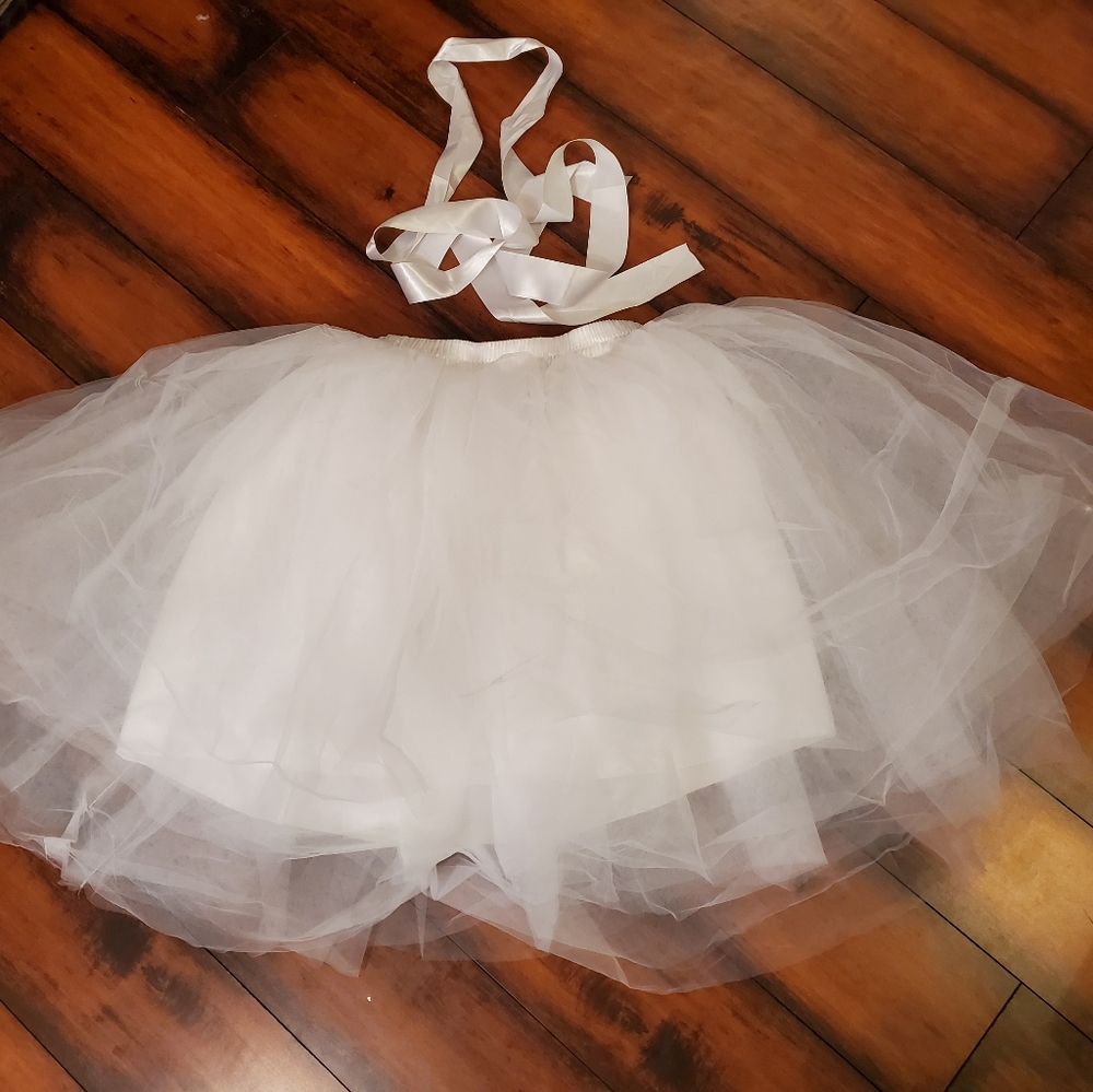 Tutu - image 1